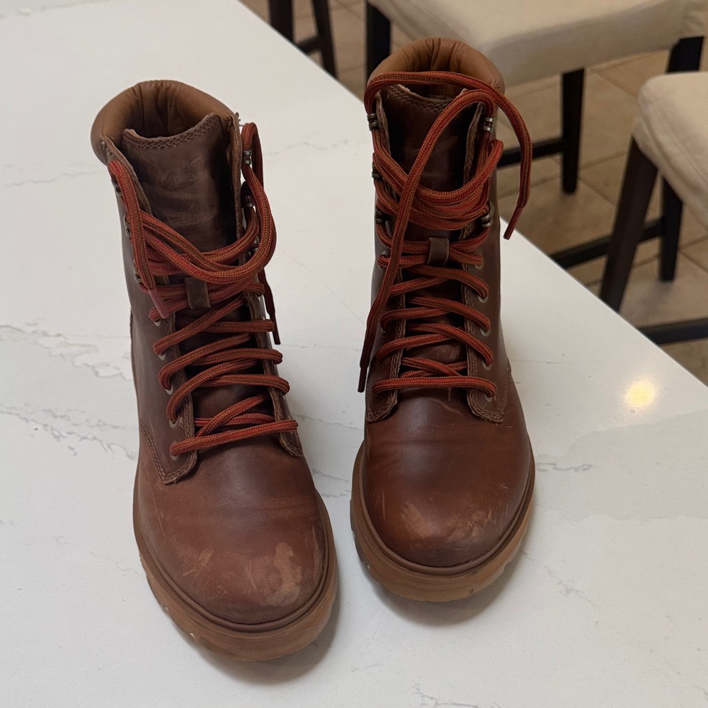 Sorel Leather boots